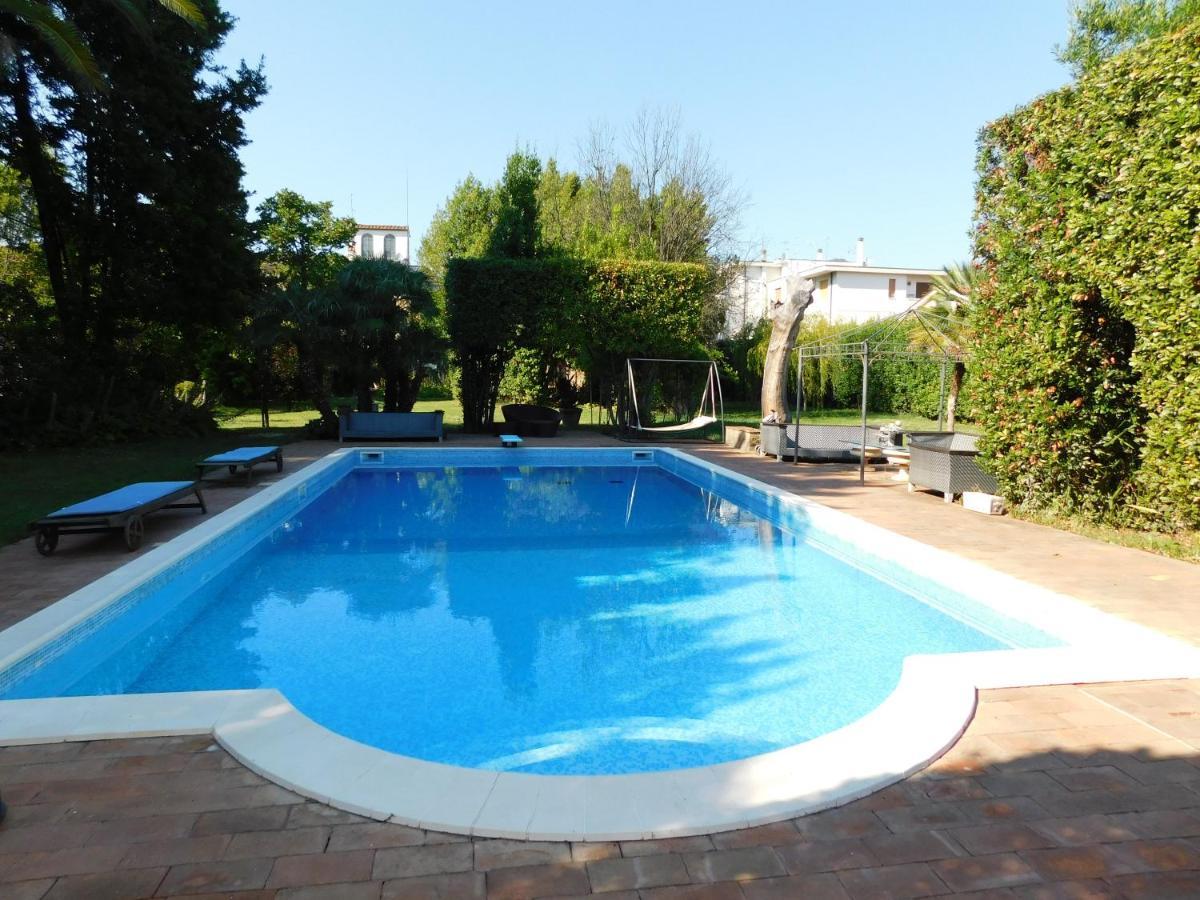 Appartamento Con Piscina Immersa Nel Verde Cascina Exterior foto