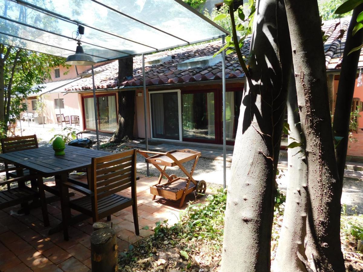 Appartamento Con Piscina Immersa Nel Verde Cascina Exterior foto